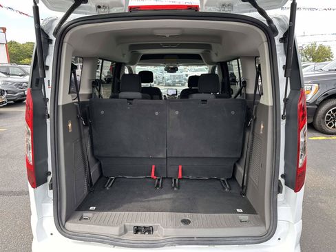 Used 2023 Ford Transit Connect XLT FWD image 8