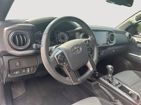 Certified 2020 Toyota Tacoma TRD Sport RWD image 10
