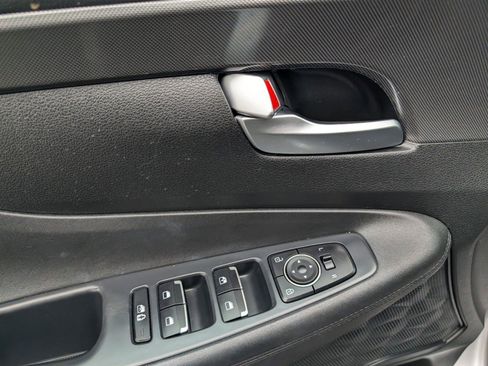 Used 2023 Hyundai Santa Fe SE image 23