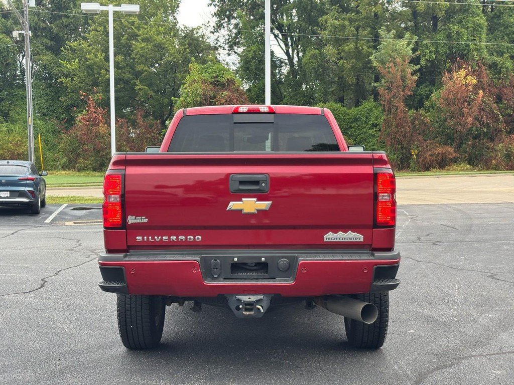 Used 2019 Chevrolet Silverado 2500 High Country w/ Duramax Plus Package AWD/4WD image 4