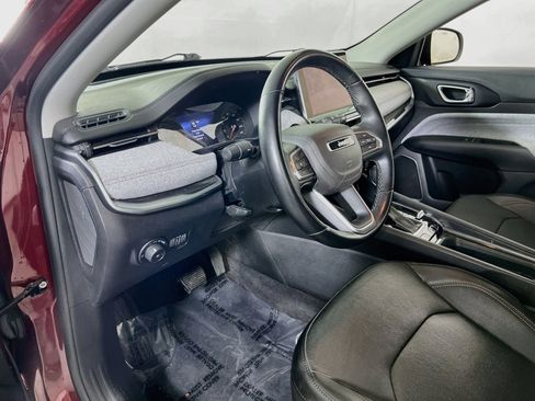 Used 2022 Jeep Compass Latitude AWD/4WD image 9