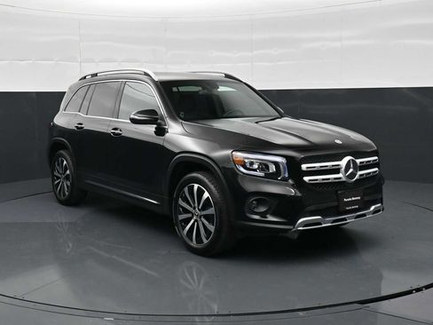 Used 2022 Mercedes-Benz GLB 250 image 26