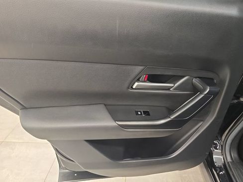 Used 2025 MAZDA CX-50 AWD 2.5 S w/ Preferred Package image 18