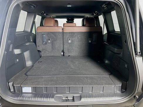 Used 2026 Toyota Land Cruiser image 27