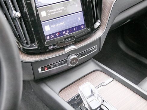 Certified 2023 Volvo XC60 B6 Ultimate image 17