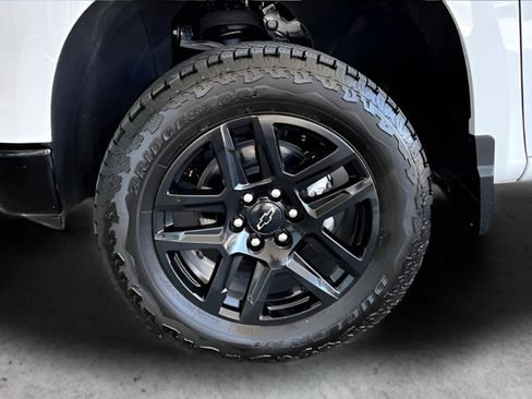 Used 2026 Chevrolet Silverado 1500 LT Trail Boss AWD/4WD image 29