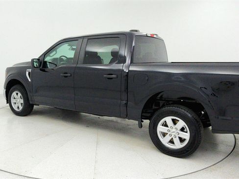 Used 2023 Ford F150 XLT image 2