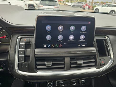 Used 2021 Chevrolet Suburban Premier w/ Premium Package image 25