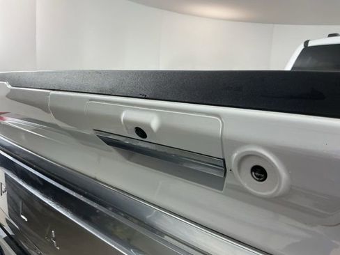 Used 2024 Ford F450 Platinum w/ FX4 Off-Road Package image 9