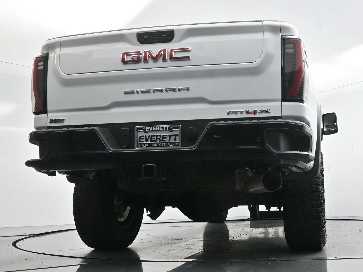 Used 2024 GMC Sierra 2500 AT4X AWD/4WD image 53