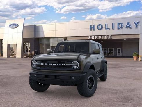 New 2026 Ford Bronco Outer Banks w/ Sasquatch Package AWD/4WD image 2