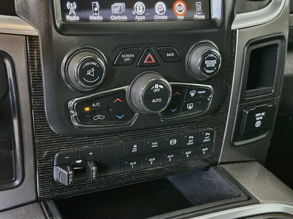 Used 2016 RAM 3500 Laramie Longhorn AWD/4WD image 18