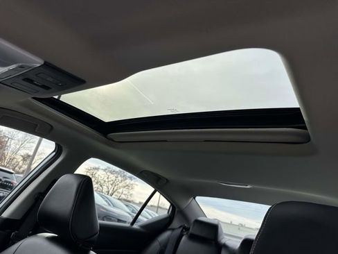 Used 2023 Nissan Altima 2.5 SR w/ SR Premium Package image 14