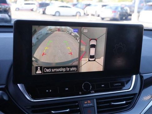 Certified 2024 Nissan Altima 2.0 SR image 17