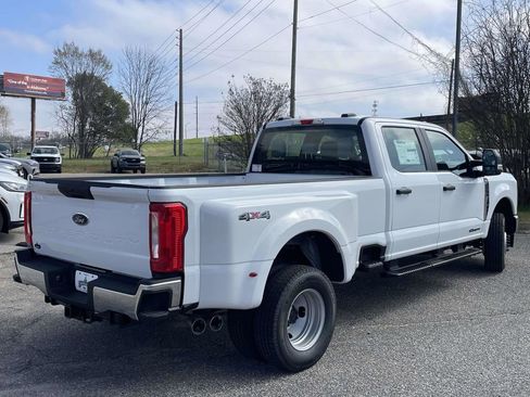 New 2026 Ford F350 XL image 3