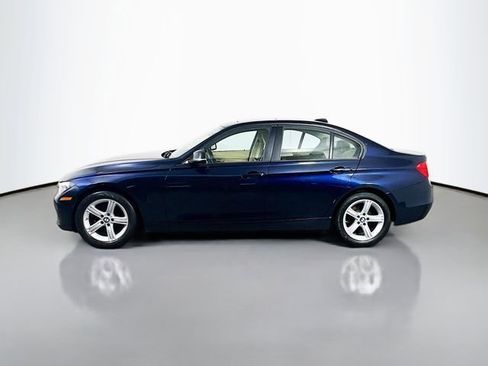Used 2013 BMW 320i xDrive Sedan image 9