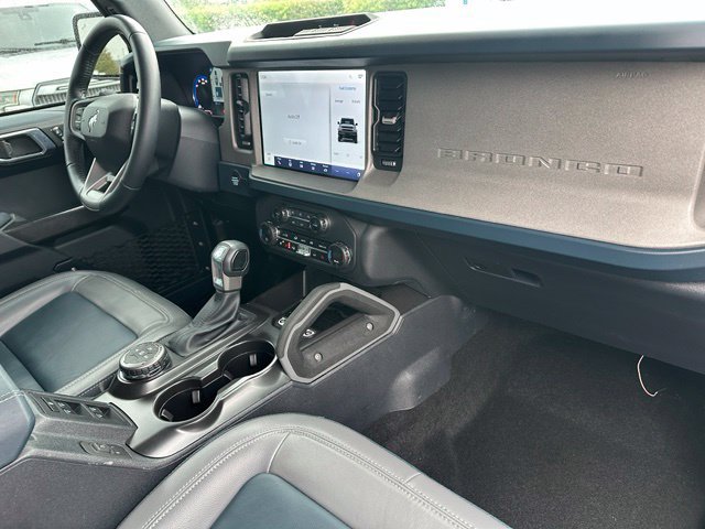 Used 2024 Ford Bronco Outer Banks AWD/4WD image 9