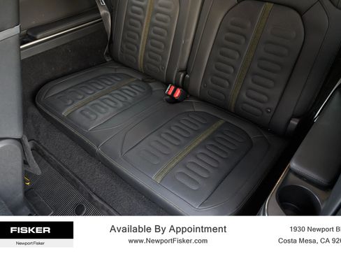 Used 2023 Rivian R1S Adventure image 20