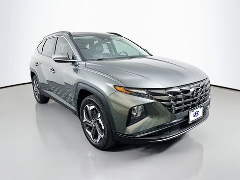 Certified 2023 Hyundai Tucson Limited AWD/4WD image 3