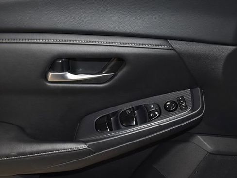 Used 2024 Nissan Sentra SV image 24