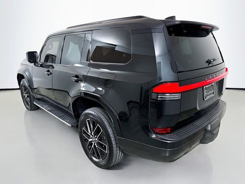 Certified 2024 Lexus GX 550 image 5