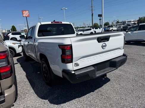 Used 2022 Nissan Frontier S w/ Technology Package RWD image 4
