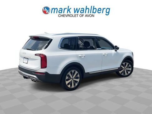 Used 2022 Kia Telluride EX w/ EX Premium Package AWD/4WD image 8