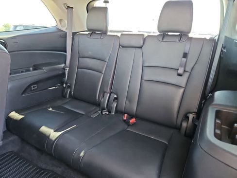Used 2020 Honda Pilot Touring image 37