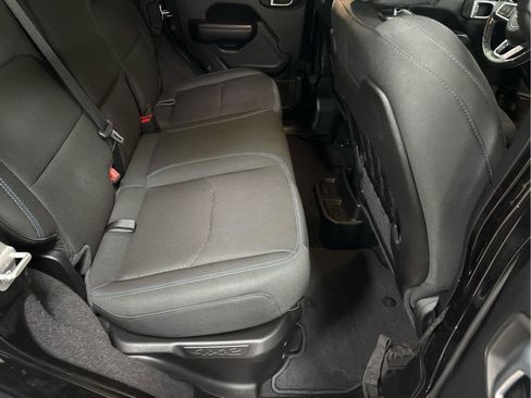 Used 2021 Jeep Wrangler Unlimited Rubicon 4xe w/ Cold Weather Group image 28