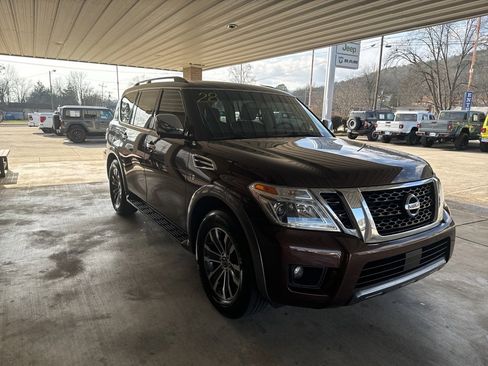 Used 2019 Nissan Armada SL w/ Premium Package image 3