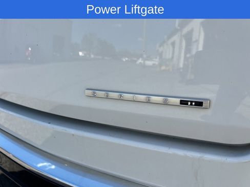 Used 2024 Jeep Wagoneer L Series II w/ Flexible Seating Group image 10