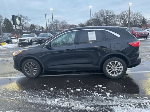 Used 2022 Ford Escape SE w/ Convenience Package image 8