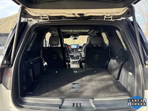 Used 2024 Lincoln Navigator Reserve image 39