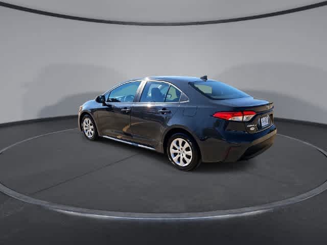 Used 2025 Toyota Corolla LE FWD image 6