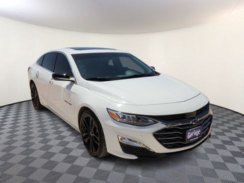 Used 2025 Chevrolet Malibu LT FWD image 6