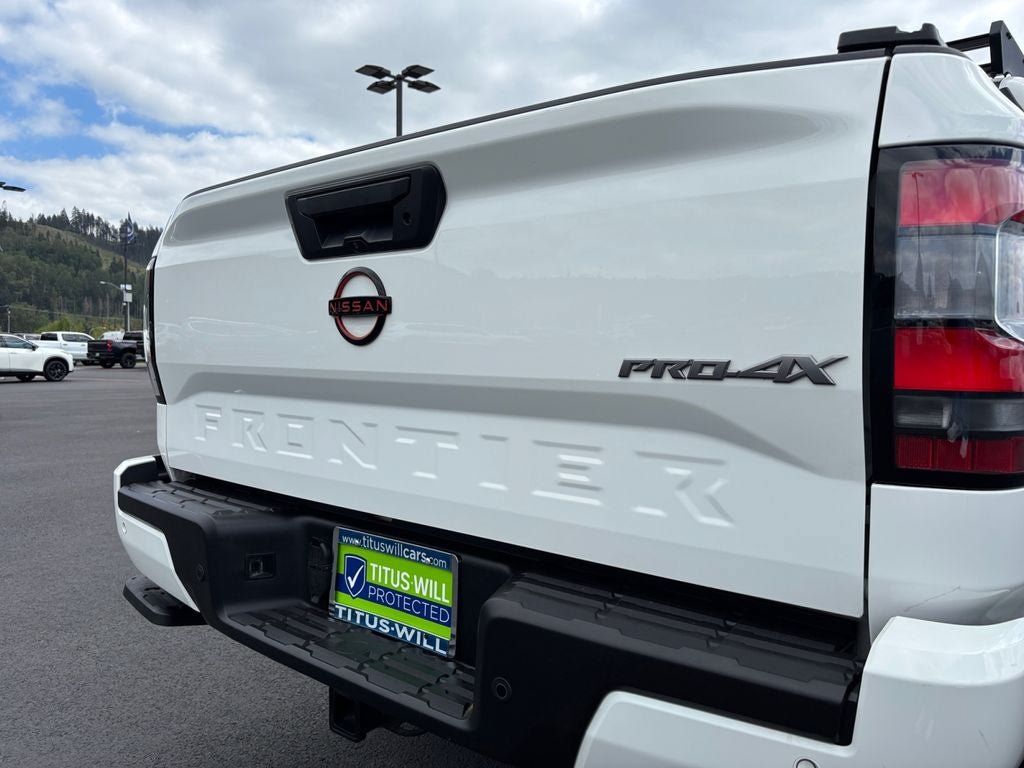 Used 2023 Nissan Frontier PRO-4X w/ Technology Package AWD/4WD image 35