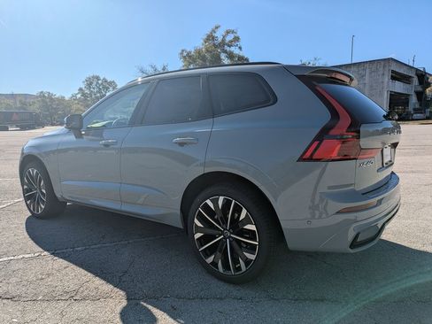 New 2026 Volvo XC60 B5 Ultra w/ Protection Package Premier AWD/4WD image 4