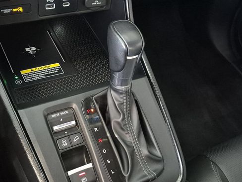 Used 2024 Honda CR-V EX-L image 20