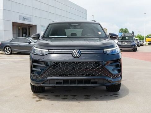New 2026 Volkswagen Tiguan SE R-Line AWD/4WD image 9