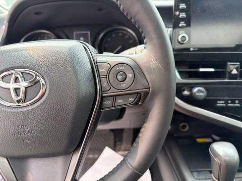 Used 2024 Toyota Camry SE w/ Cold Weather Package FWD image 22
