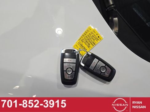 Used 2023 Ford Mustang Coupe RWD image 25