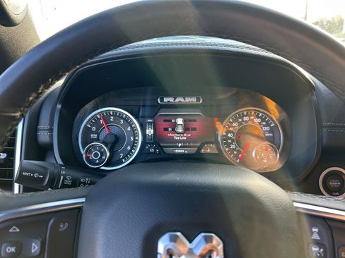 Used 2025 RAM 1500 Laramie image 6