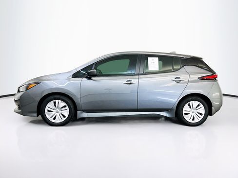 Used 2024 Nissan Leaf S FWD image 4