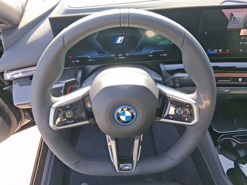 New 2026 BMW i5 eDrive40 w/ M Sport Package image 16