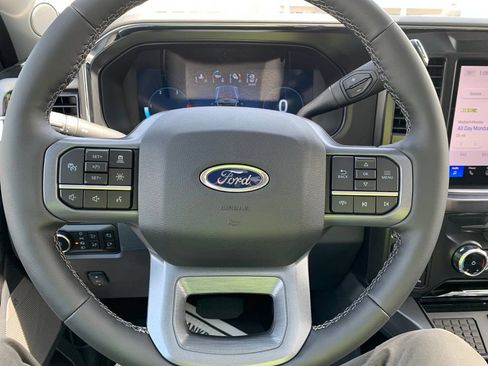 New 2026 Ford F250 Lariat w/ Black Appearance Package AWD/4WD image 12