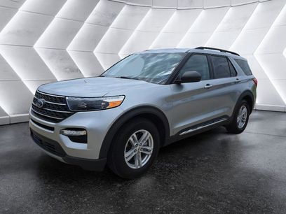 Used 2024 Ford Explorer XLT w/ Equipment Group 202A