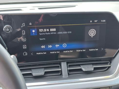 Used 2024 Chevrolet Trax LT w/ Driver Confidence Package image 23