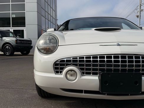 Used 2002 Ford Thunderbird image 8