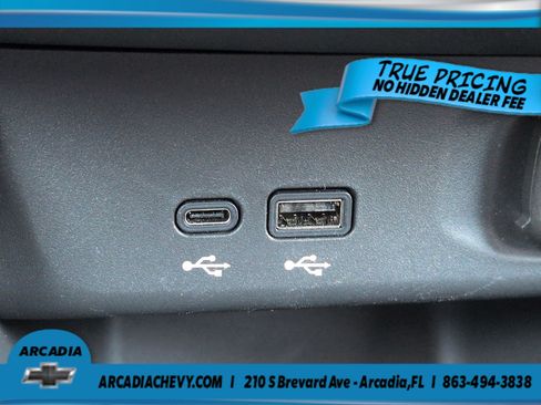 Used 2024 Buick Envista Preferred w/ Advanced Safety Package FWD image 21