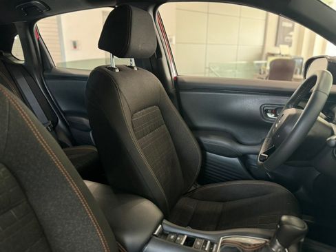 Used 2025 Honda HR-V Sport image 21